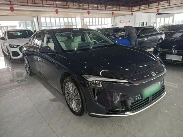 Buick Electra L7 — Фото автомобиля 3