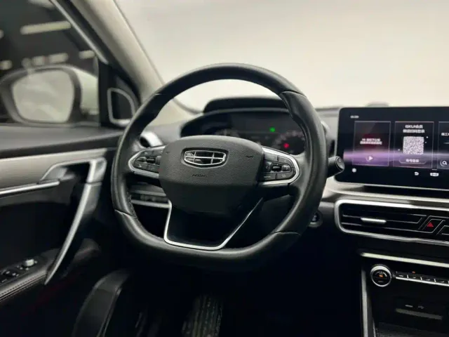 Geely Binyue — Фото автомобиля 19