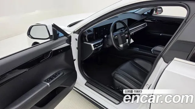 Hyundai Grandeur GN7 — Фото автомобиля 10