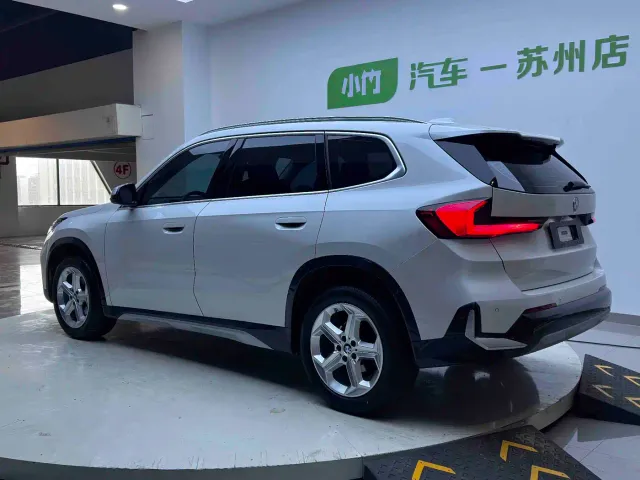 BMW X1 — Фото автомобиля 4