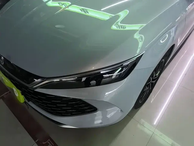 BYD Qin L — Фото автомобиля 23