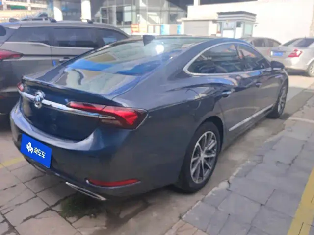 Buick LaCrosse — Фото автомобиля 3