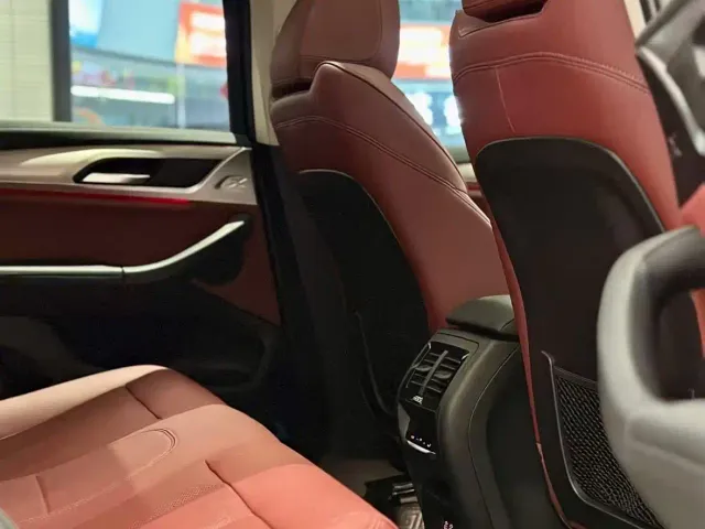 BMW X4 — Фото автомобиля 6