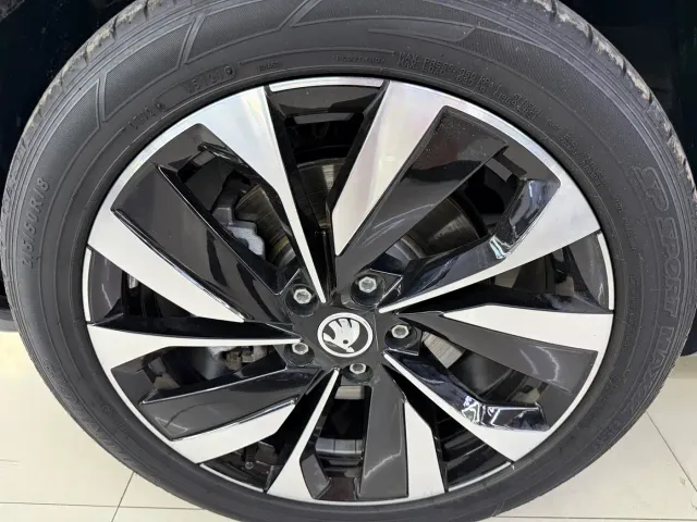 Skoda Karoq — Фото автомобиля 20