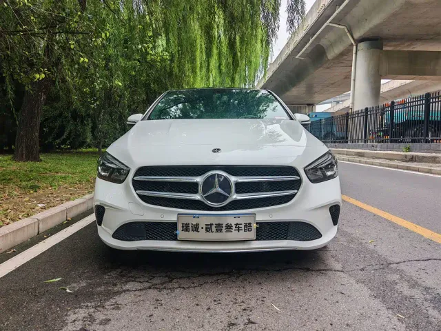 Mercedes-Benz B-Class — Фото автомобиля 2