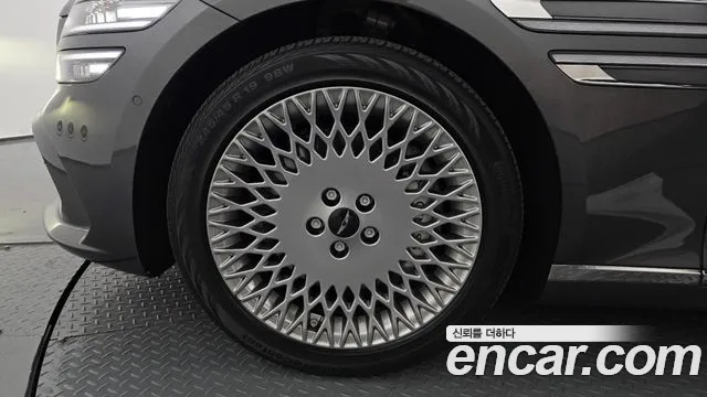 Genesis G80 Бензин 2.5 турбо AWD — Фото автомобиля 5