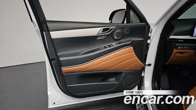 Genesis GV80 — Фото автомобиля 23