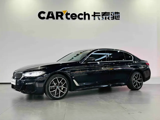 Фотография автомобиля — BMW 5 Series