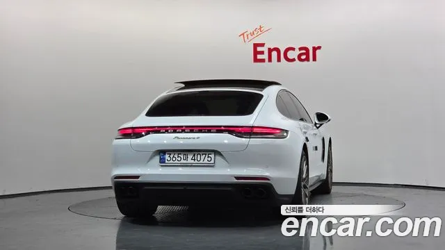 Porsche Panamera — Фото автомобиля 4