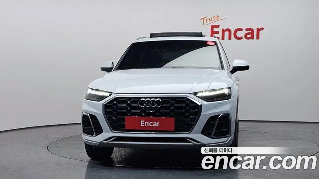 Audi Q5 40 TDI quattro Premium — Фото автомобиля 3