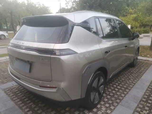 GAC Aion Y — Фото автомобиля 11