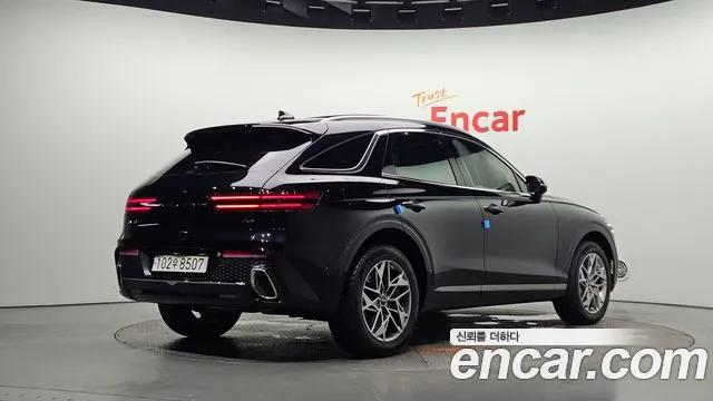 Genesis GV70 2.5T Бензин AWD — Фото автомобиля 2
