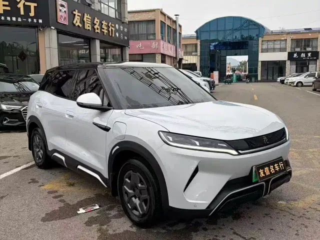 BYD Yuan UP — Фото автомобиля 3