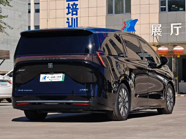Buick Zhijing Shijia — Фото автомобиля 7
