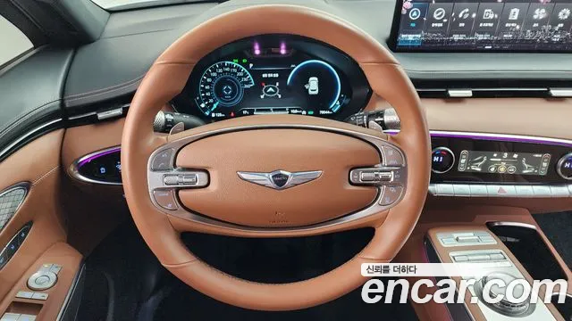 Genesis GV70 — Фото автомобиля 13