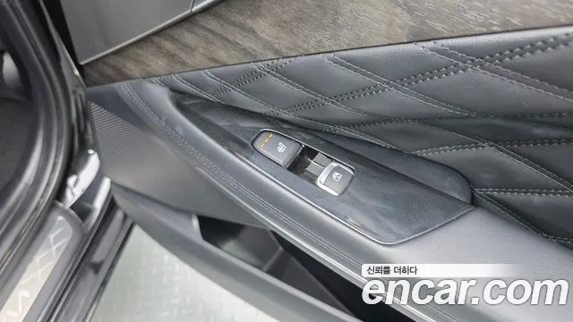 Kia K8 K8 Hybrid — Фото автомобиля 19