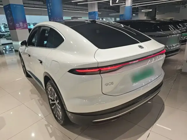 Nio EC6 — Фото автомобиля 4