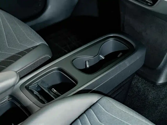 Volkswagen ID.3 — Фото автомобиля 18