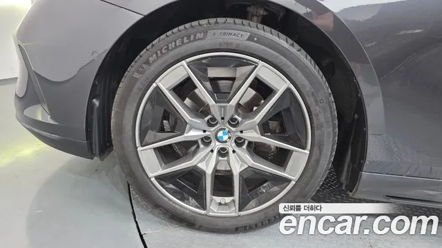 BMW 5-Series — Фото автомобиля 5