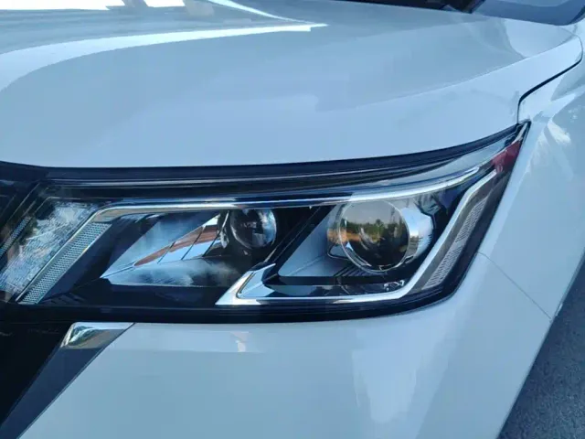 Wuling Jiachen — Фото автомобиля 23
