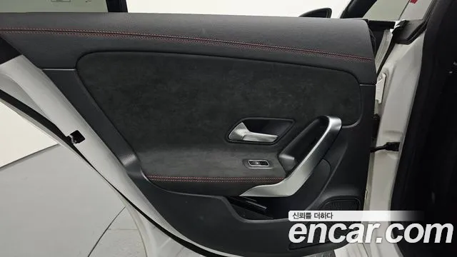Mercedes-Benz CLA-Class — Фото автомобиля 24