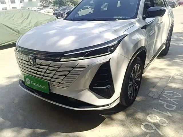 Changan CS75 Plus — Фото автомобиля 23