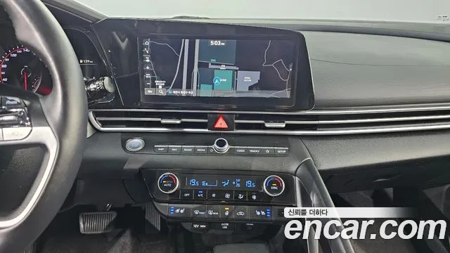 Hyundai Avante CN7 — Фото автомобиля 13