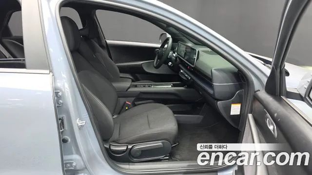 Hyundai Ioniq 6 — Фото автомобиля 16