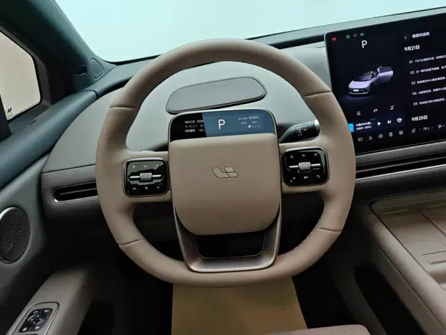 Li Auto i6 — Фото автомобиля 15