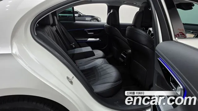 Mercedes-Benz E-Class — Фото автомобиля 9