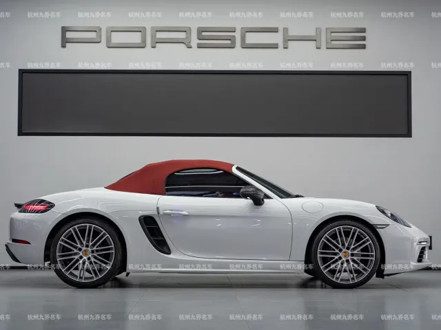 Porsche 718 — Фото автомобиля 4