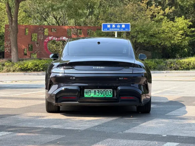 Xiaomi SU7 — Фото автомобиля 5