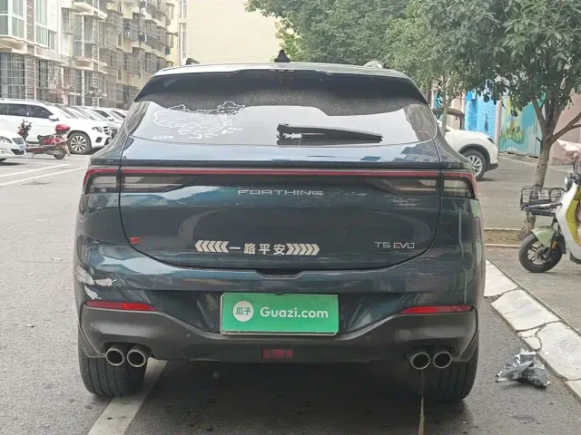 Forthing T5 Evo — Фото автомобиля 5