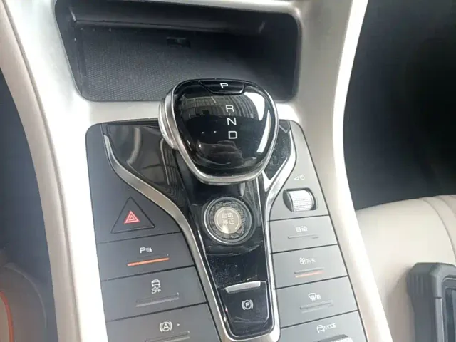 BYD Song Pro — Фото автомобиля 13