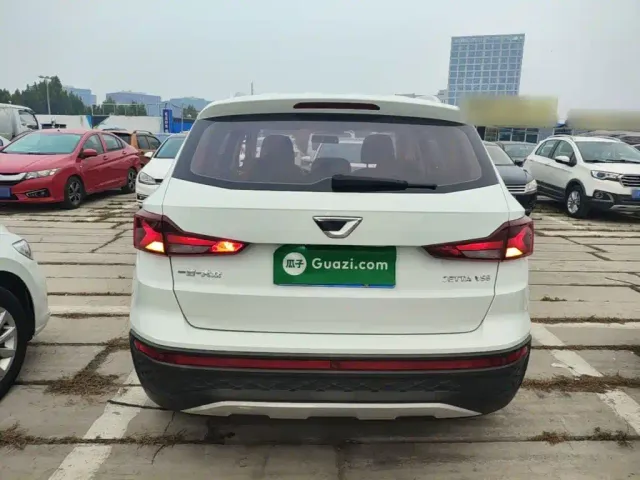 Jetta VS5 — Фото автомобиля 5