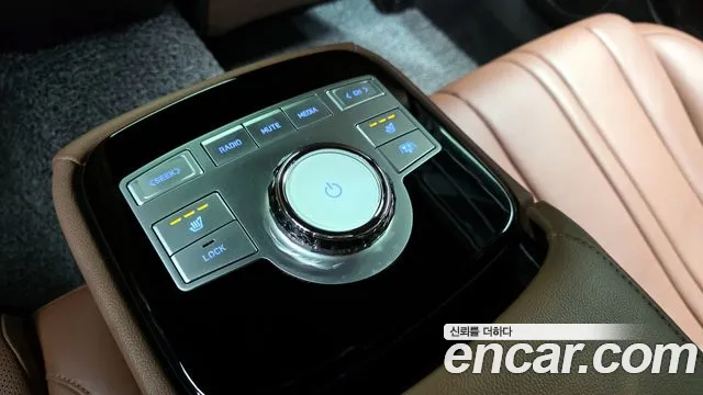 Genesis G80 Бензин 2.5 турбо 2WD — Фото автомобиля 24