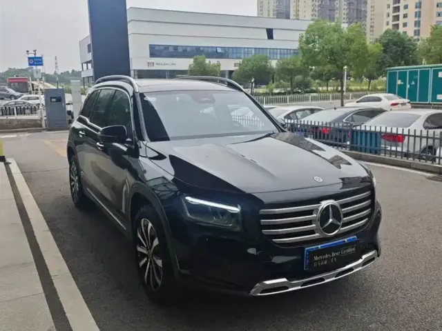 Mercedes-Benz GLB-Class — Фото автомобиля 2