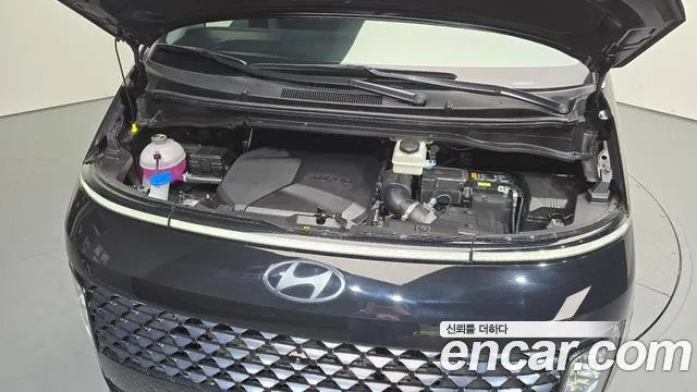 Hyundai Staria Staria 4WD Lounge 9 мест — Фото автомобиля 6