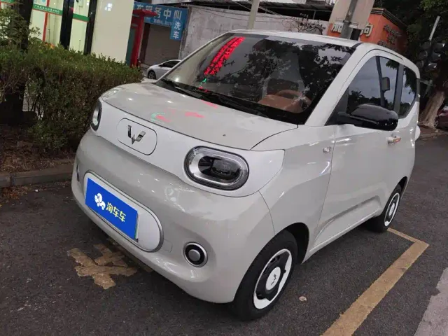 Фотография автомобиля — Wuling Hongguang Mini EV