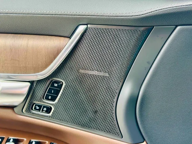 Volvo S90 — Фото автомобиля 13
