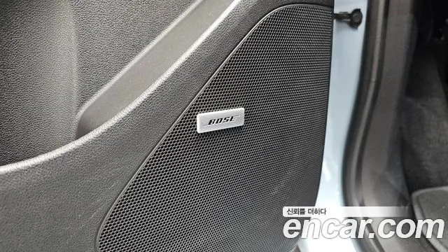 Chevrolet Bolt EV — Фото автомобиля 27