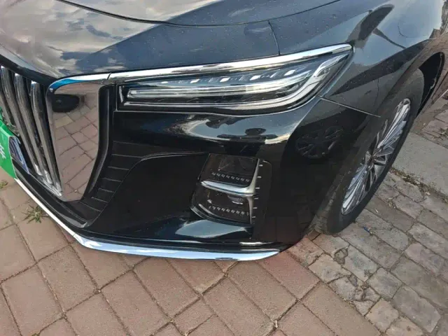 Hongqi H5 — Фото автомобиля 23