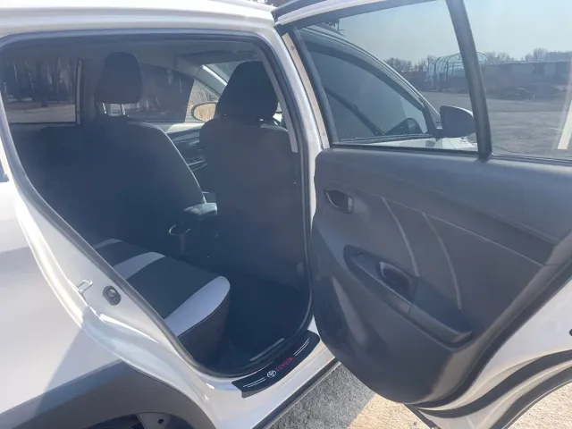 Toyota YARiS L Zhi Xuan — Фото автомобиля 23