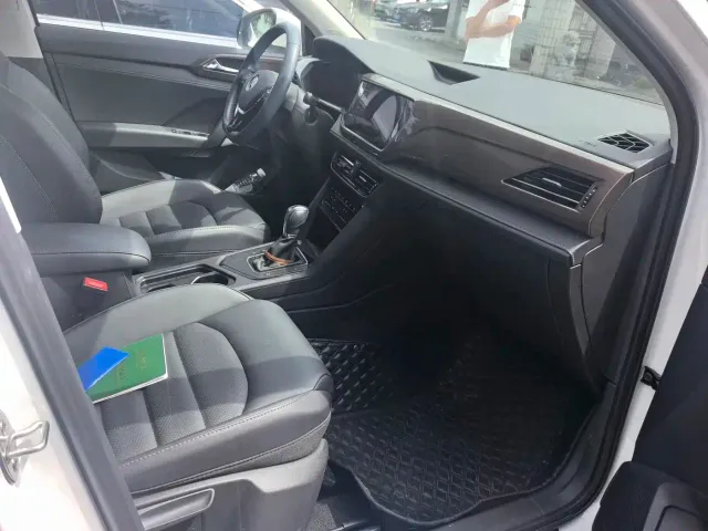 Volkswagen Tharu — Фото автомобиля 7
