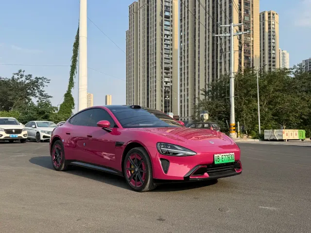 Xiaomi SU7 — Фото автомобиля 3