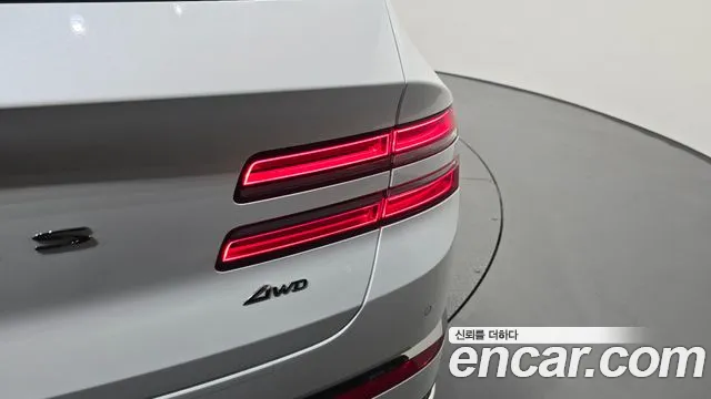 Genesis GV80 2.5T Бензин AWD — Фото автомобиля 18