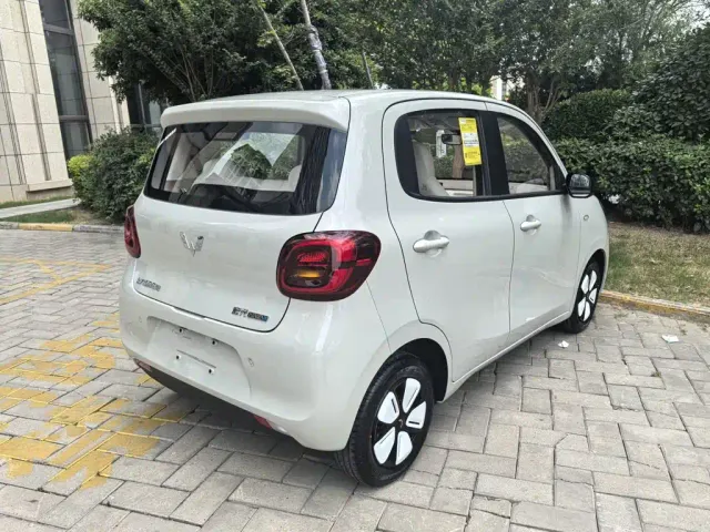Wuling Hongguang Mini EV — Фото автомобиля 14