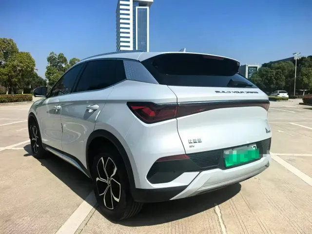 BYD Yuan PLUS — Фото автомобиля 8