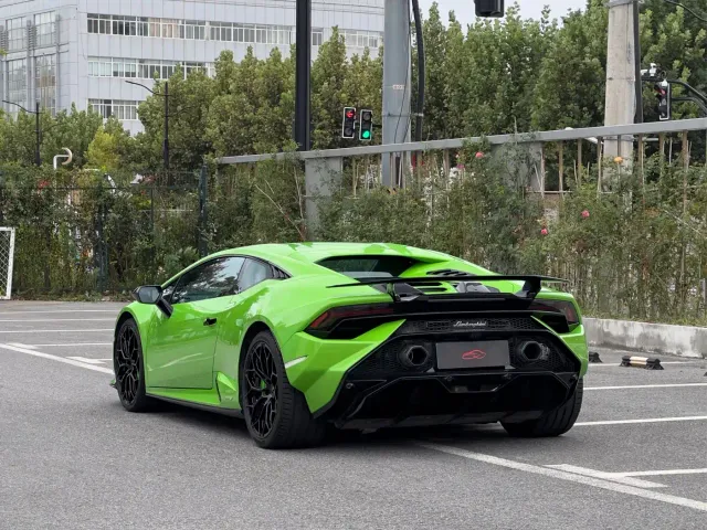 Lamborghini Huracan — Фото автомобиля 6
