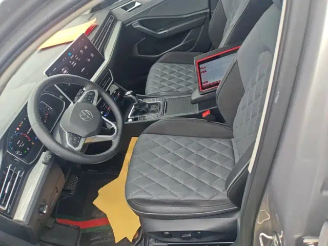 Volkswagen Sagitar — Фото автомобиля 14